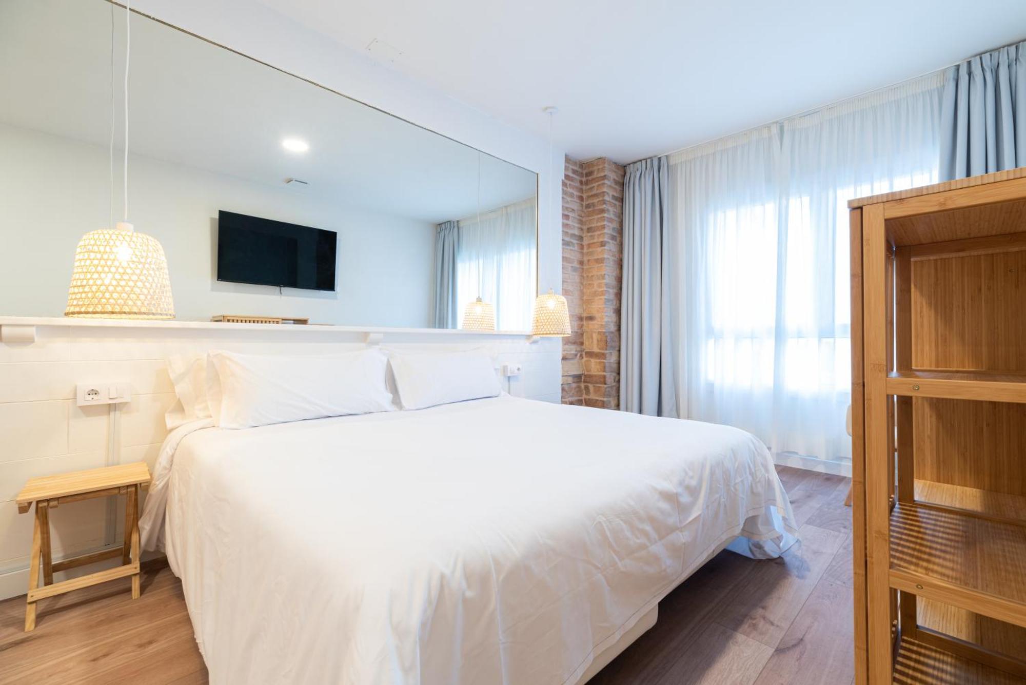 Apartamentos Turisticos Fatima, En El Centro De Vigo Exterior foto